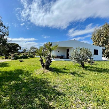 Casa Vacanze Gollei, オロゼーイ エクステリア 写真