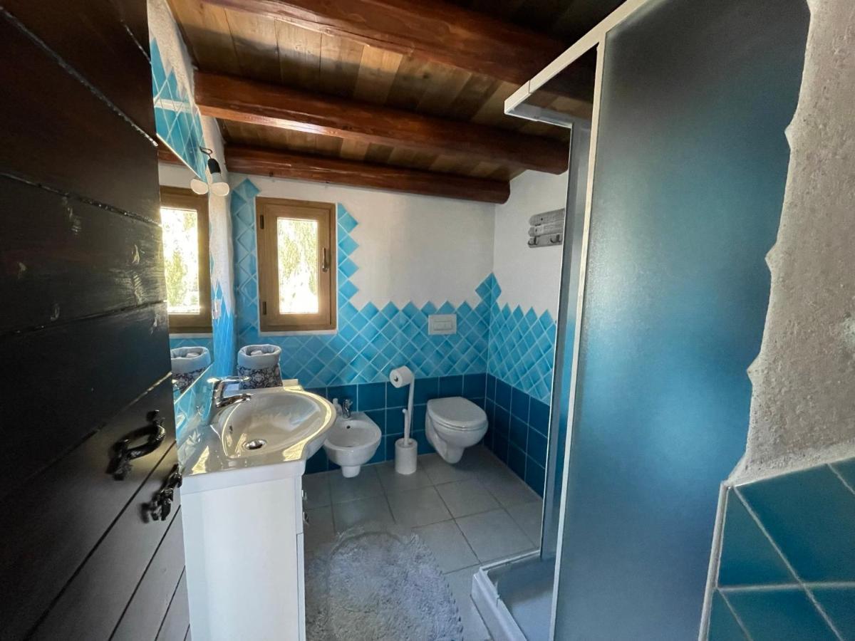 Casa Vacanze Gollei, オロゼーイ エクステリア 写真
